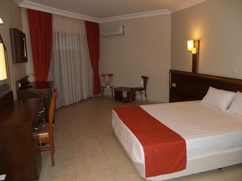 Gumus Hotel Arsuz Εξωτερικό φωτογραφία
