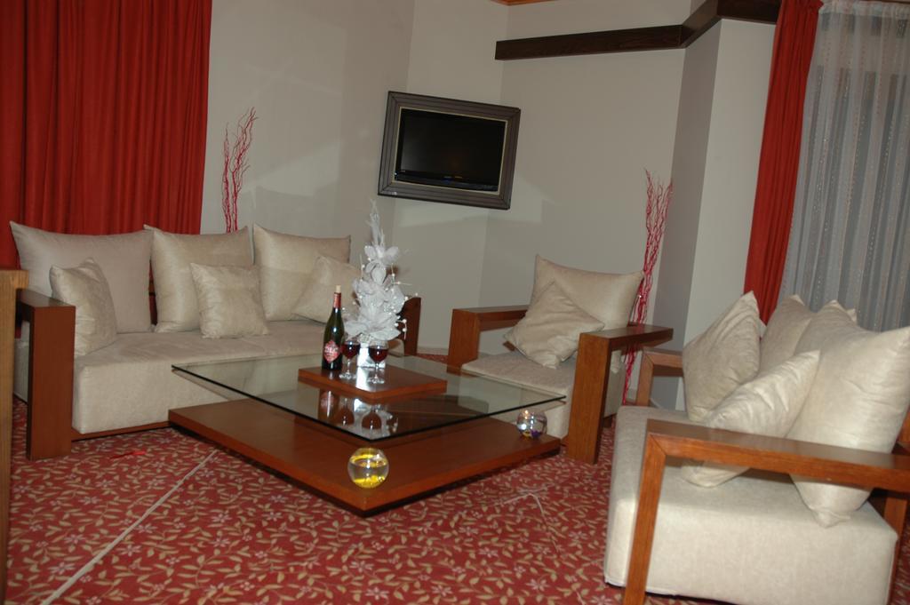 Gumus Hotel Arsuz Εξωτερικό φωτογραφία