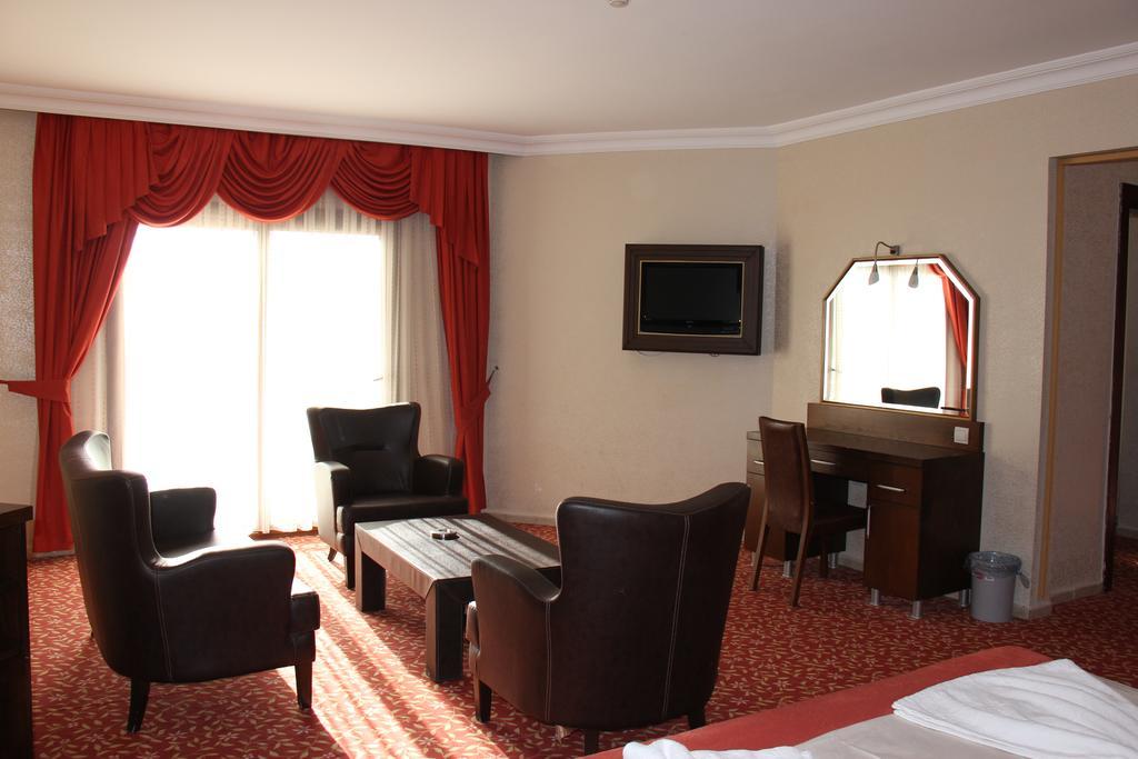 Gumus Hotel Arsuz Εξωτερικό φωτογραφία